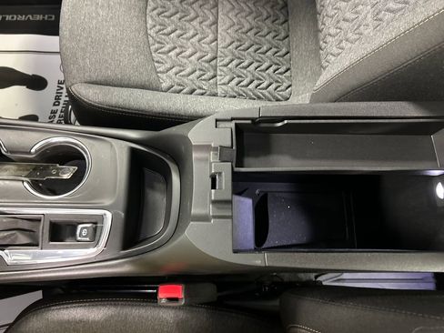 Used 2024 Chevrolet Equinox LT image 21