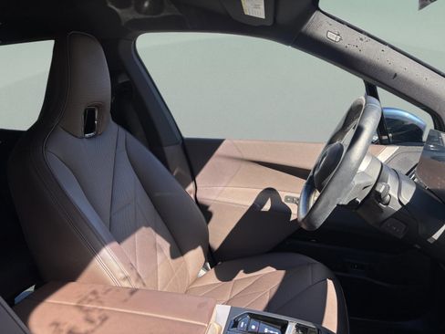 Used 2026 BMW iX xDrive45 image 25