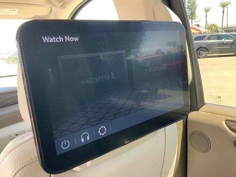 Used 2024 GMC Yukon Denali w/ Advanced Technology Package RWD image 22