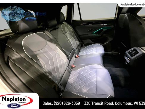 Used 2025 Volkswagen Tiguan SEL R-Line AWD/4WD image 28