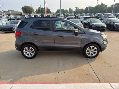 Used 2019 Ford EcoSport SE FWD image 6