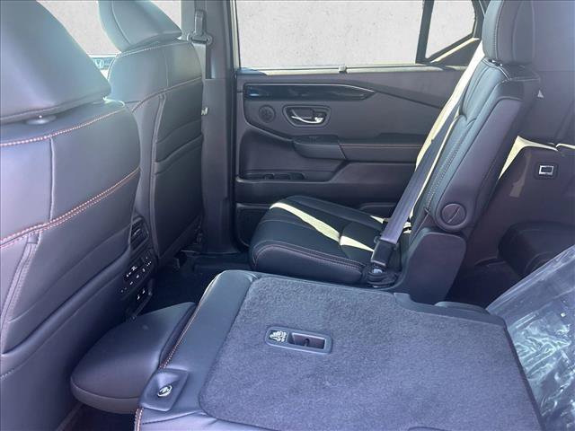 New 2026 Honda Pilot TrailSport image 4