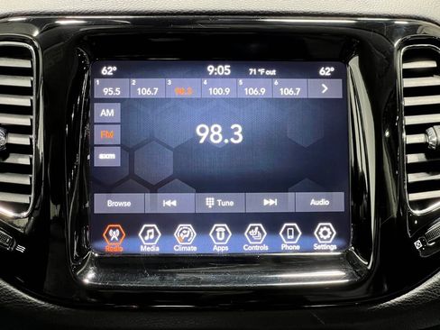 Used 2019 Jeep Compass Limited w/ Safety & Security Group AWD/4WD image 23