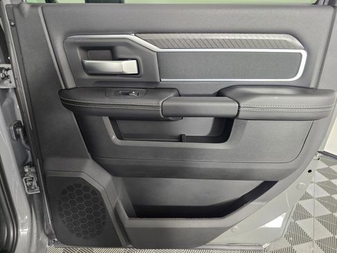 New 2026 RAM 2500 Big Horn AWD/4WD image 39