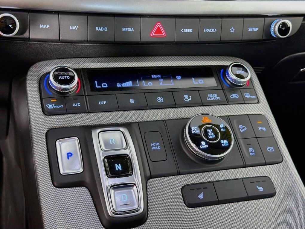 Used 2023 Hyundai Palisade SEL AWD/4WD image 19