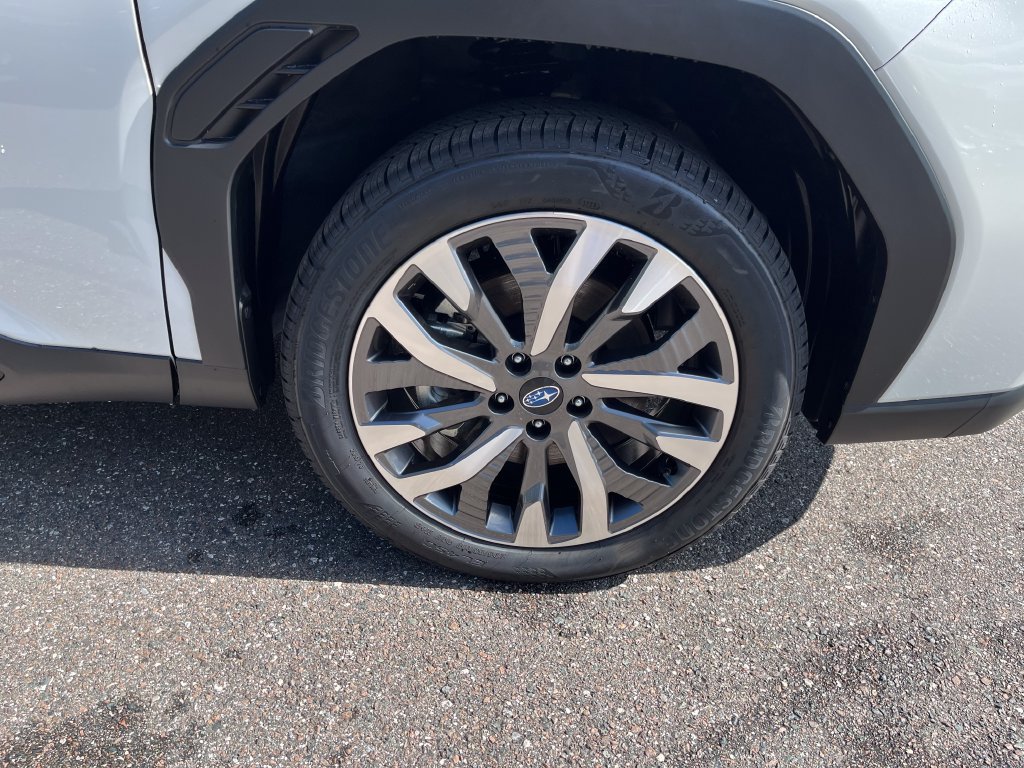 New 2026 Subaru Forester Touring AWD/4WD image 9