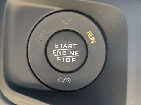 New 2026 Jeep Wrangler Unlimited Sahara AWD/4WD image 34