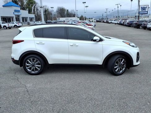 Used 2021 Kia Sportage S w/ S FWD Premium Package image 3