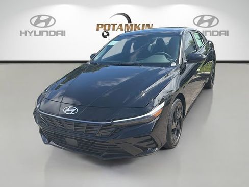 New 2026 Hyundai Elantra SEL Sport Premium FWD image 1
