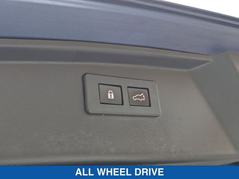 Certified 2020 Subaru Outback Premium image 34