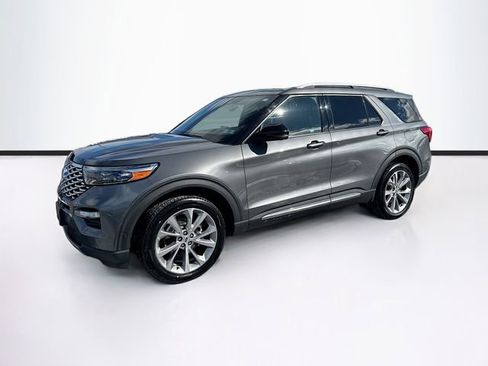 Certified 2021 Ford Explorer Platinum w/ Equipment Group 601A image 3