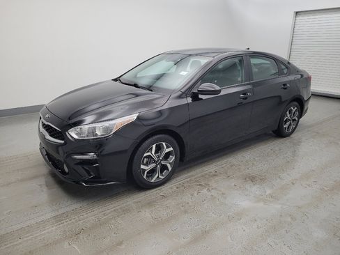 Used 2021 Kia Forte LXS image 2