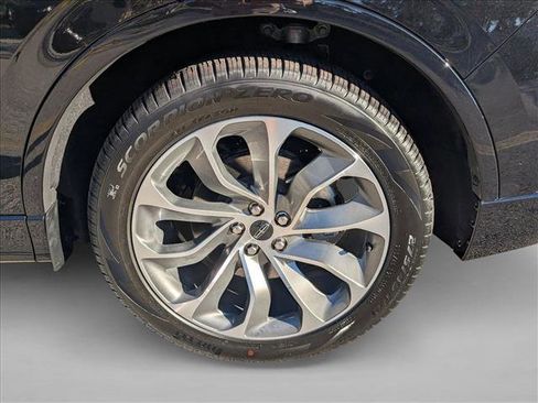 New 2025 Lincoln Aviator 2WD w/ Jet Appearance Package image 9