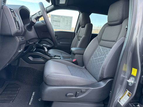 New 2026 Nissan Frontier SV w/ Tow Package AWD/4WD image 13