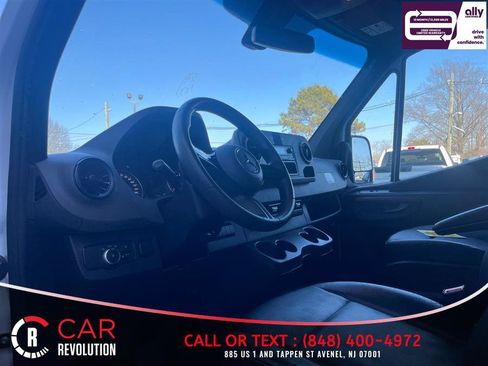 Used 2025 Mercedes-Benz Sprinter 2500 image 12
