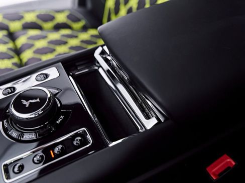 Used 2025 Rolls-Royce Cullinan Black Badge AWD/4WD image 70
