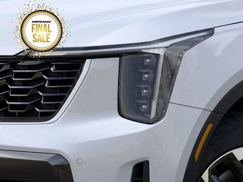 New 2025 Kia Sorento S image 11