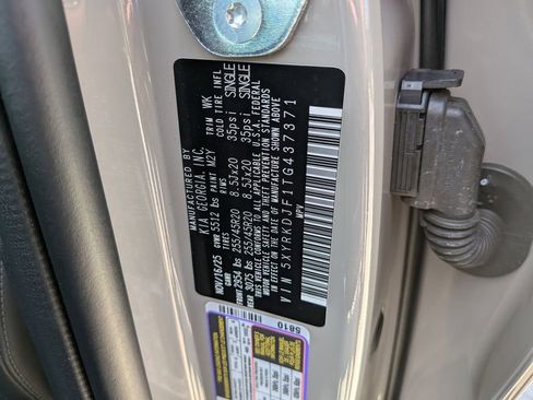 Certified 2026 Kia Sorento SX AWD/4WD image 39