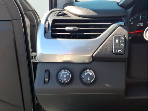 Used 2017 Chevrolet Tahoe LT image 15