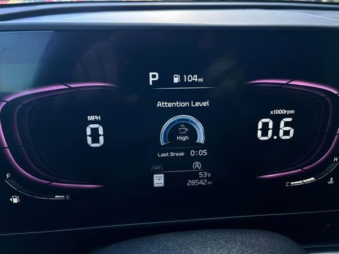 Used 2024 Kia Sportage EX image 15