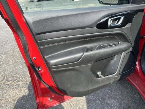 Used 2022 Jeep Compass Limited image 12