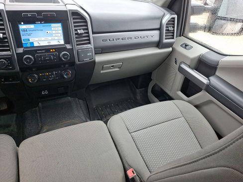 Used 2019 Ford F250 XLT w/ XLT Value Package image 16