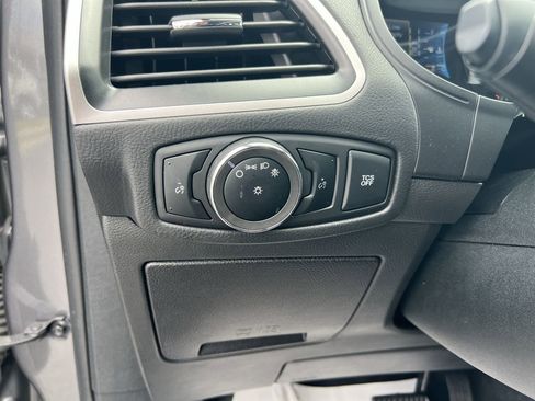 Used 2023 Ford Edge SEL AWD/4WD image 29