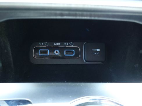 Used 2018 Jeep Grand Cherokee Laredo AWD/4WD image 26