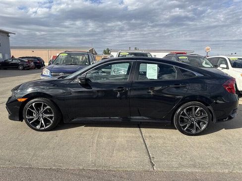 Used 2019 Honda Civic Sport image 3