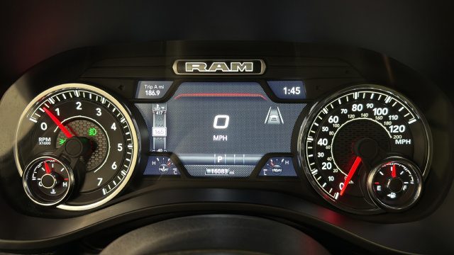 Used 2025 RAM 1500 Big Horn AWD/4WD image 16