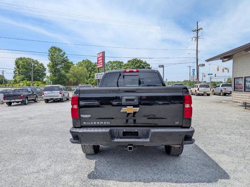 Used 2018 Chevrolet Silverado 1500 LT w/ All Star Edition AWD/4WD image 8