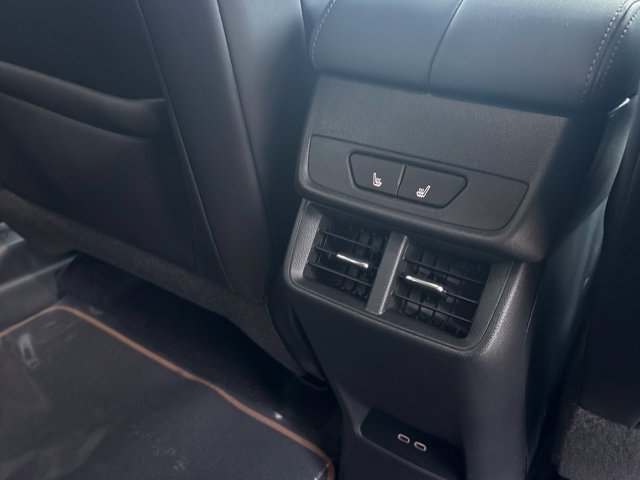 New 2027 GMC Terrain AT4 w/ Convenience Package III AWD/4WD image 39