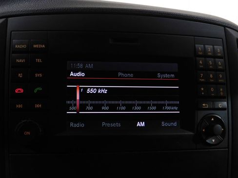 Used 2019 Mercedes-Benz Metris Passenger image 50