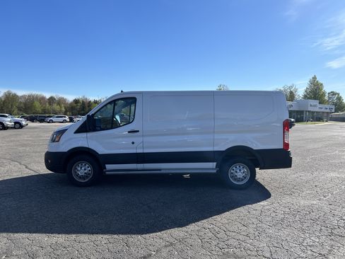 Certified 2024 Ford Transit 250 Low Roof AWD w/ Exterior Upgrade Package image 6