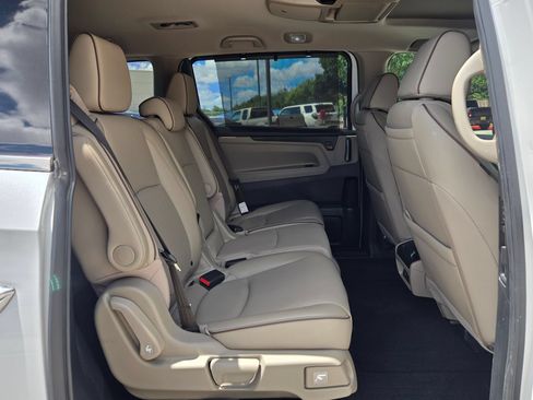 Certified 2024 Honda Odyssey Elite image 25