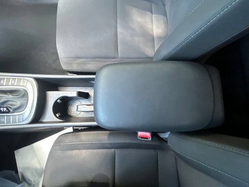 Used 2025 Hyundai Kona SEL AWD/4WD image 19