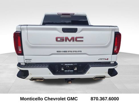 Used 2022 GMC Sierra 1500 AT4 w/ AT4 Preferred Package AWD/4WD image 4