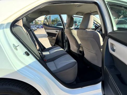 Used 2019 Toyota Corolla LE image 38