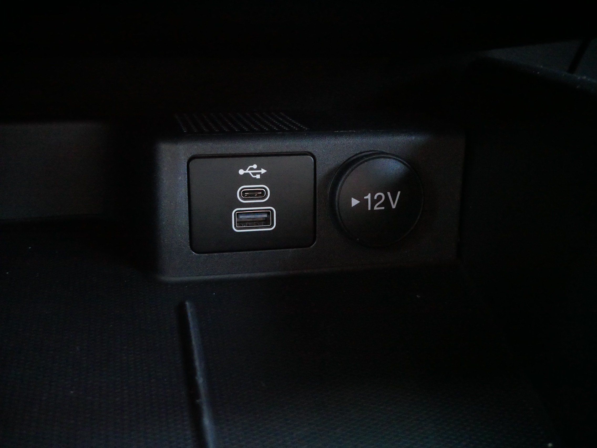 Used 2025 Ford Escape ST-Line AWD/4WD image 29