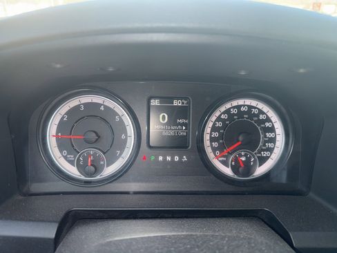 Used 2016 RAM 1500 Classic SLT image 4