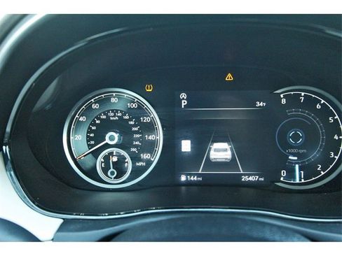 Used 2023 Genesis GV70 2.5T w/ Advanced Package image 15