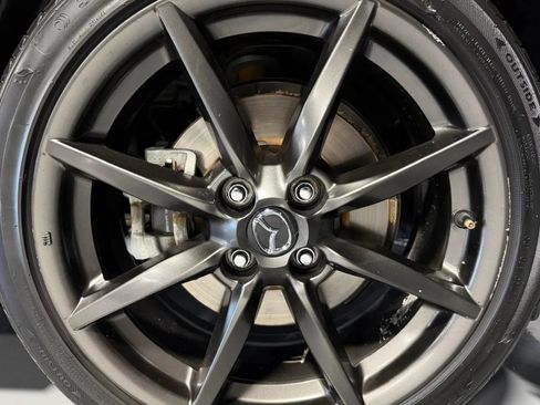 Used 2016 MAZDA MX-5 Miata Club RWD image 10