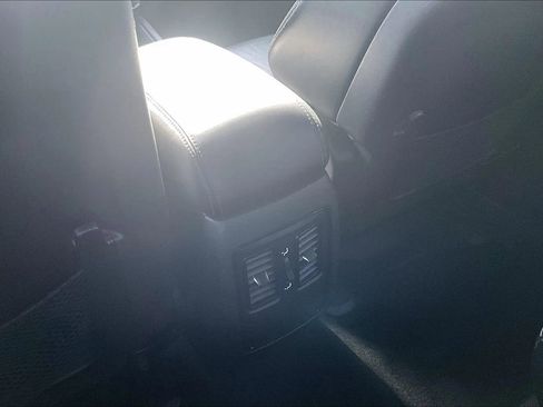 Used 2021 Dodge Durango GT w/ Blacktop Package AWD/4WD image 16