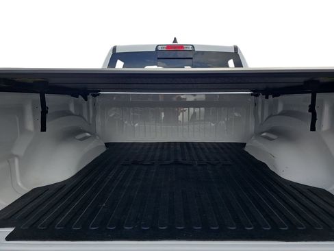 Used 2023 RAM 1500 Laramie AWD/4WD image 29