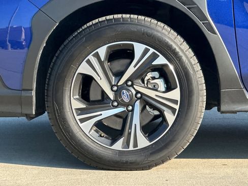 Used 2025 Subaru Crosstrek 2.0i Premium image 25