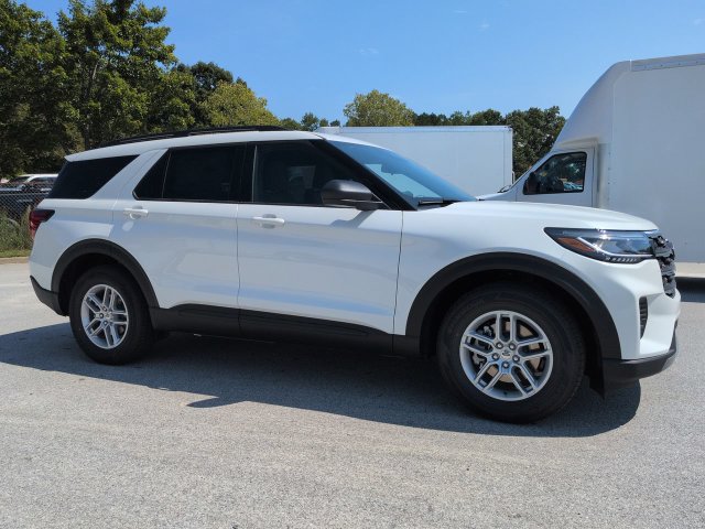 New 2027 Ford Explorer Active RWD image 2