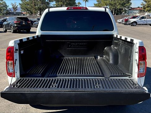 Used 2019 Nissan Frontier S image 26