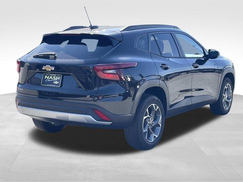 New 2026 Chevrolet Trax LT w/ Driver Confidence Package image 3