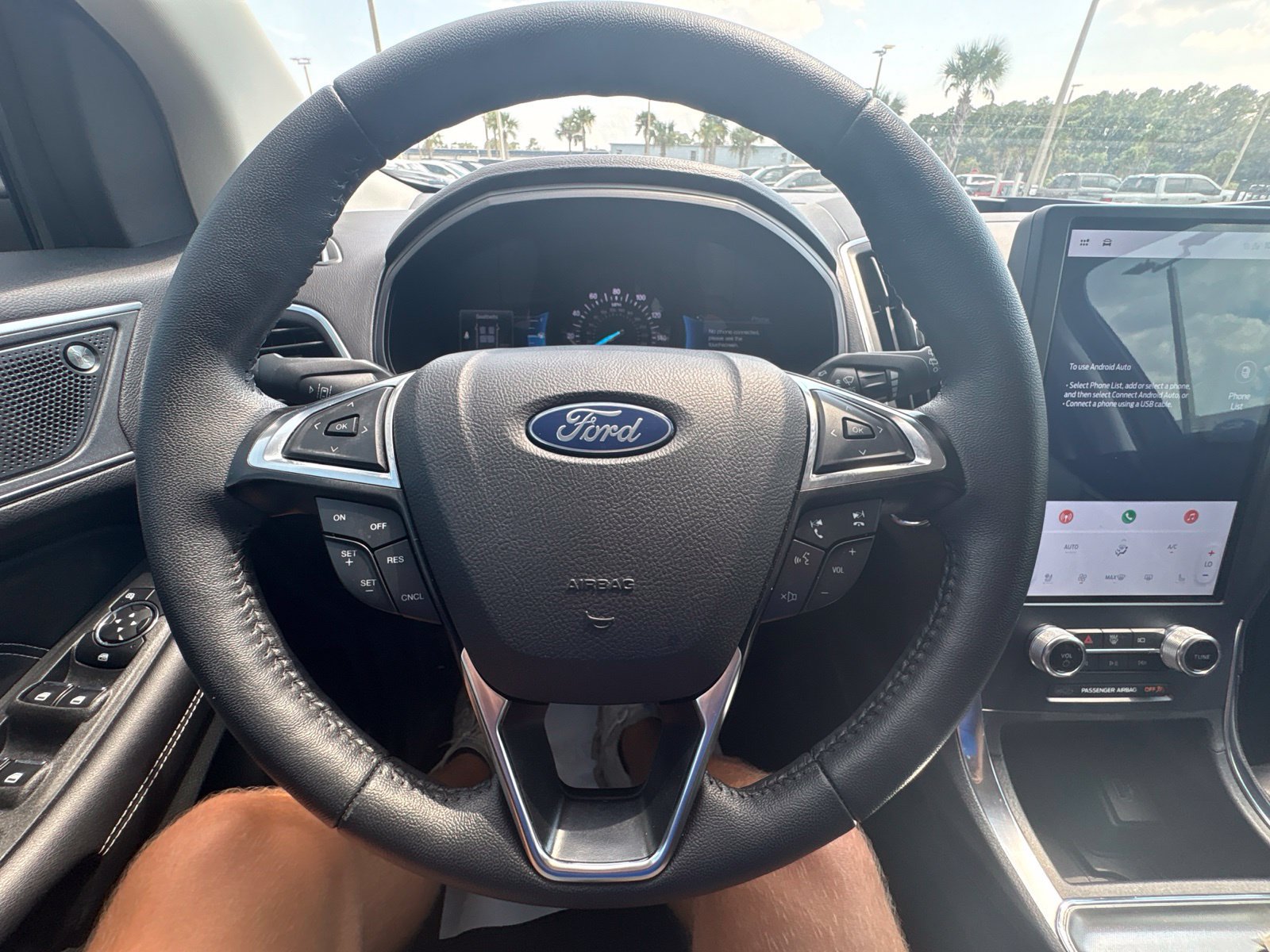 Used 2023 Ford Edge Titanium AWD/4WD image 23