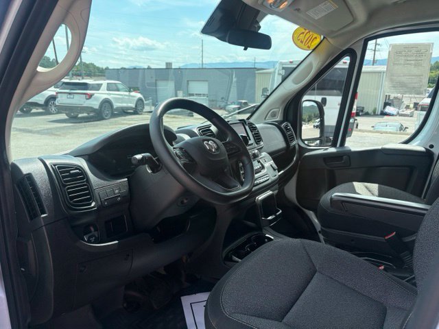 Used 2025 RAM ProMaster 2500 w/ U-Haul Equipment Group FWD image 3